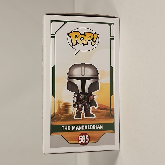 Funko Pop Star Wars The Mandalorian #585 Vinyl figurine - Collectible - Picture 8 of 16